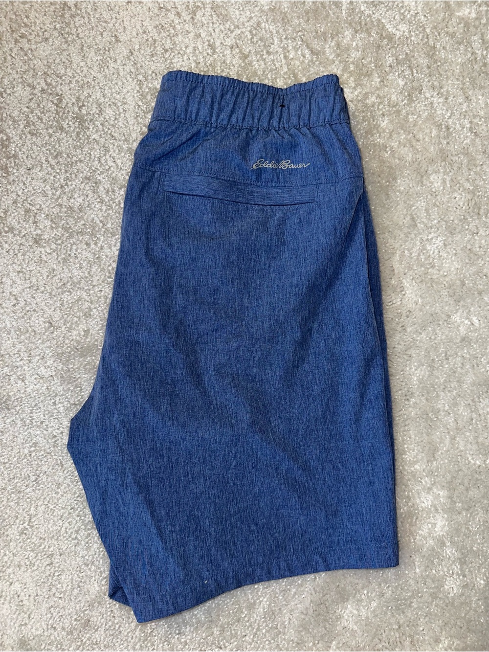 Eddie Bauer Men's Blue Elastic-Waist Hybrid Shorts - Picture 6 of 7